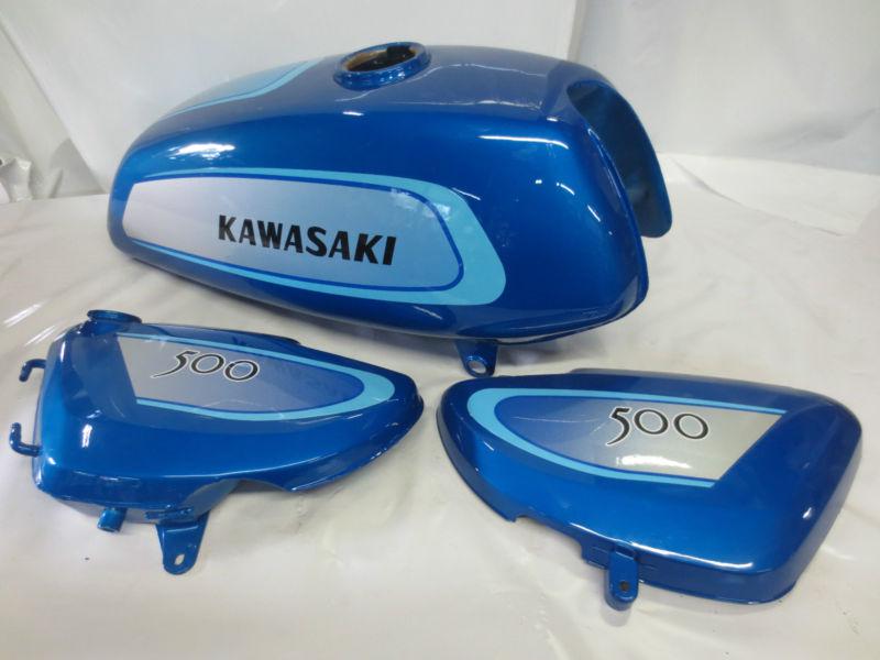 Kawasaki h1  show quality body set 1971   