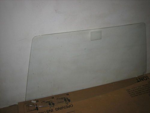 Volkswagon scirocco 2 door coupe 1975-1981 clear windshield triplex brand(331)