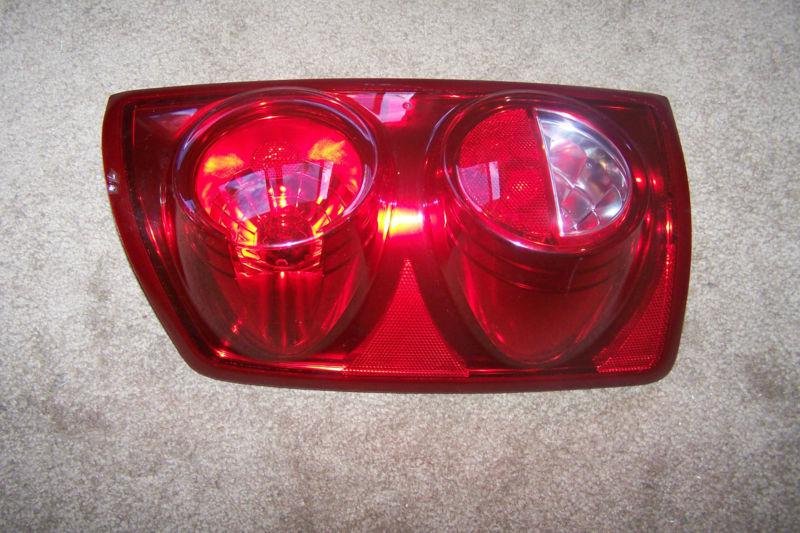 Dodge ram 1500-2500-3500 left tail light