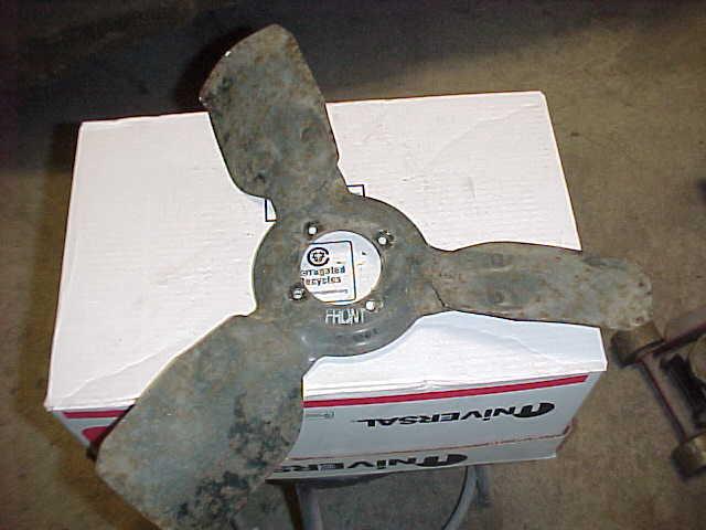 Clutch fan blade chevy truck 1985 4.3