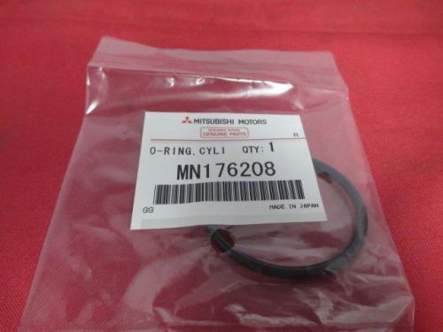 Engine camshaft seal nos mopar mn176208