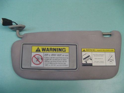 01 02 03 04 05 hyundai santa fe left driver&#039;s sun visor sunvisor w/ light grey