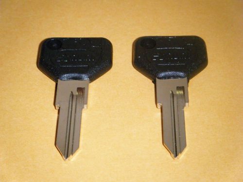 Key blanks 2 keys ferrari lamborghini fiat alfa romeo gtv/6 (2) two key blanks