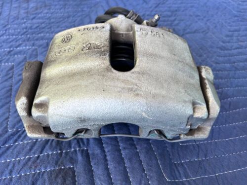 Vw set oem front left &amp; right brake calipers volkswagen jetta mk6 2.0 tdi