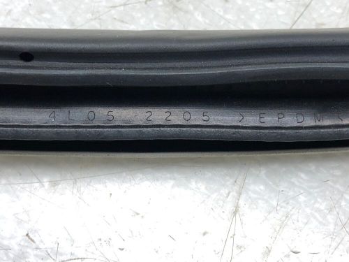 2011-2019 infiniti q70 q70l left driver front door weatherstrip seal oem