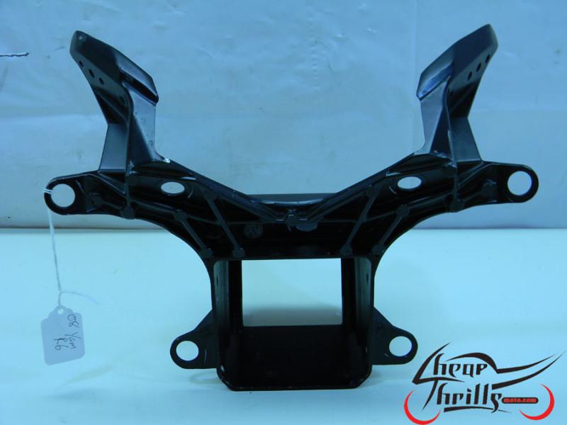 08-13 r6 yamaha yzf-r6 front fairing stay bracket