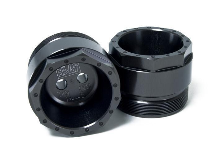 Yoshimura fork tube caps - black  300bg116000