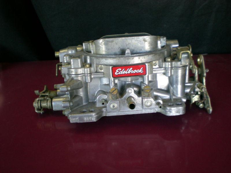 Edelbrock 1405,  600 cfm performer carburetor manual choke