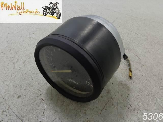 81 suzuki gs550t gs550 550 tachometer tach