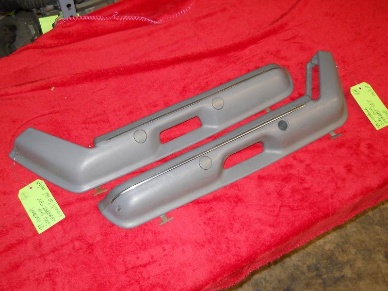 Grey gray lh rh left right door arm rest armrest handle armrests set pad power