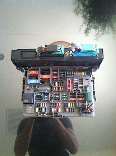 Bmw 335i fuse box