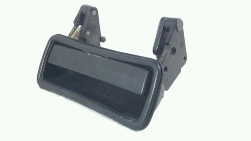 Volvo 240 series right pass. door handle with gasket and screws (black handle)