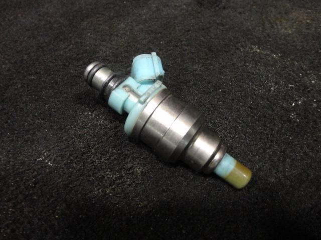 Fuel injector #15710-92e01 suzuki 1990-2000 dt225 225 hp~outboard motor #1 (660)