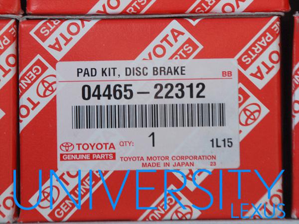 Nib, new original 2001-2005 lexus is300 front brake pads, pad kit 04465-22312