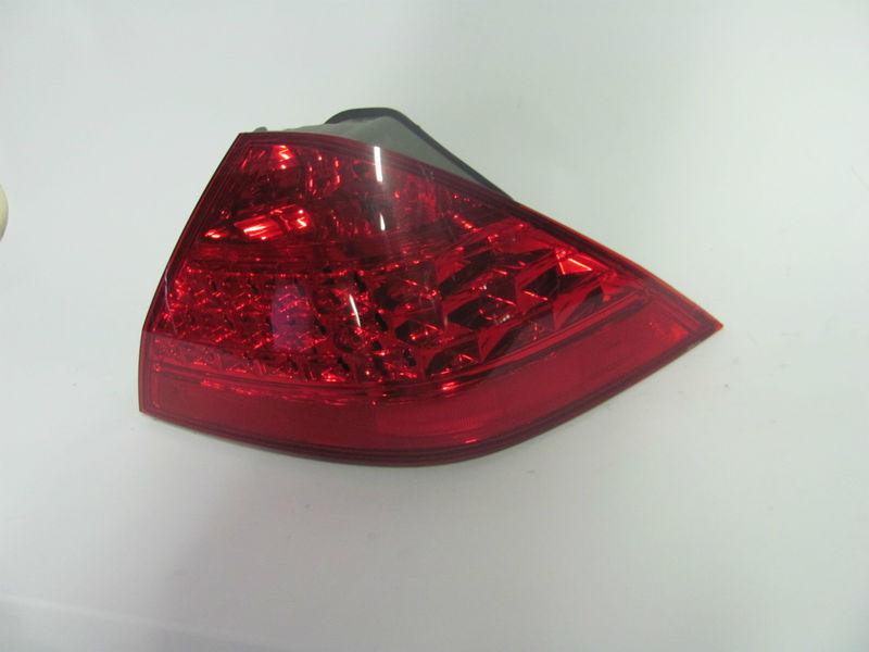 06 07 honda accord sedan oem right tail light nice!