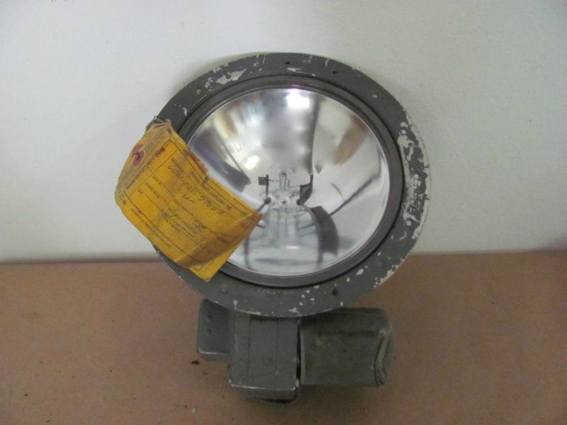 Grimes retractable aircraft landing light  - 24v