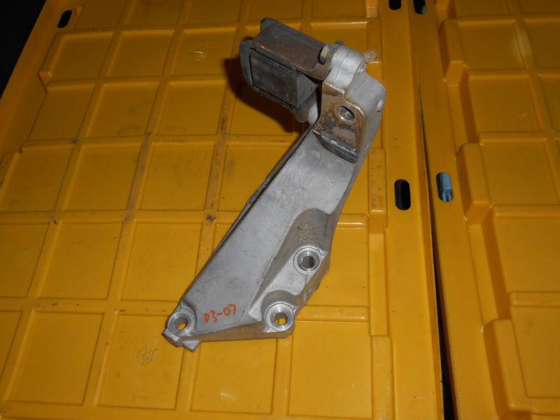 03 07 honda accord v6 rear engine mount bracket a38 i