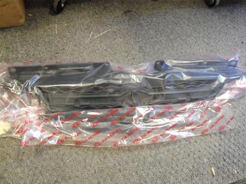 2003-2005 new oem kia rio front radiator grille 86350-fd010