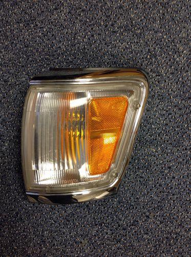 Turn signal side marker corner light lens assembly driver side lh #35-53l