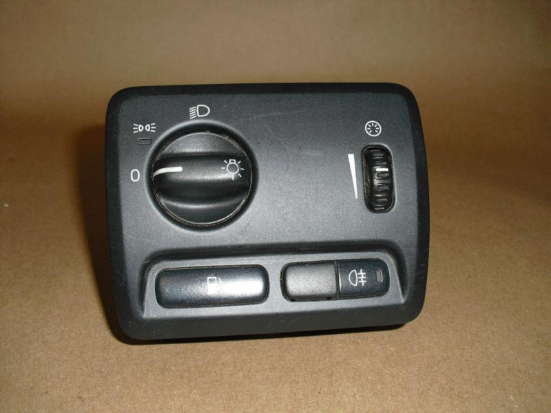 04-09 volvo s60, 04-07 volvo v70/xc70 headlight/dimmer/fog light combo switch