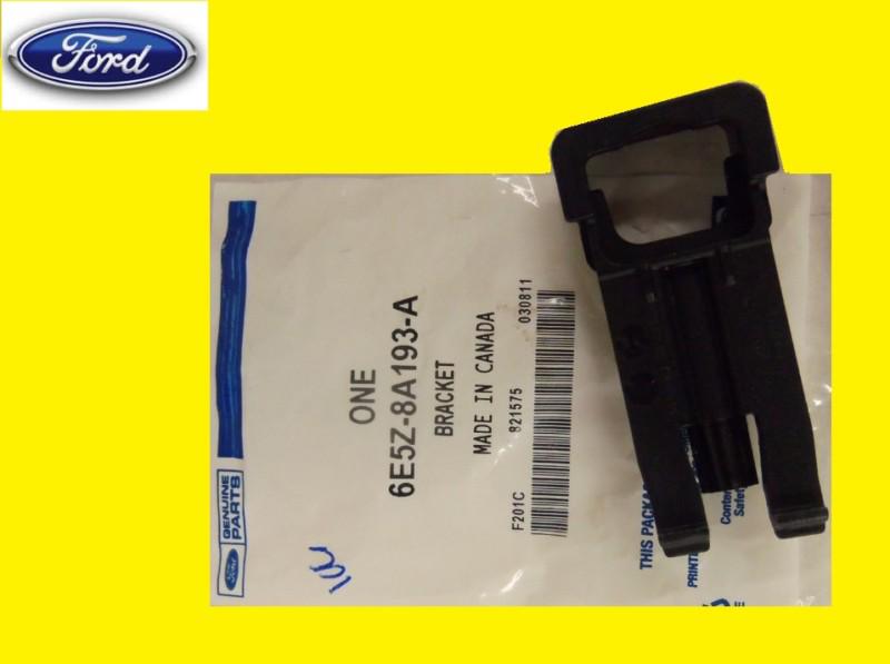 Brand new ford lincoln mercury oem lh/rh side radiator bracket #6e5z-8a193-a