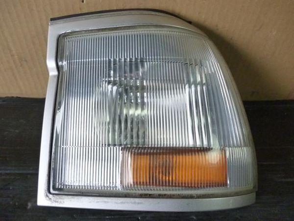 Toyota hiace 1994 right clearance lamp [8411000]