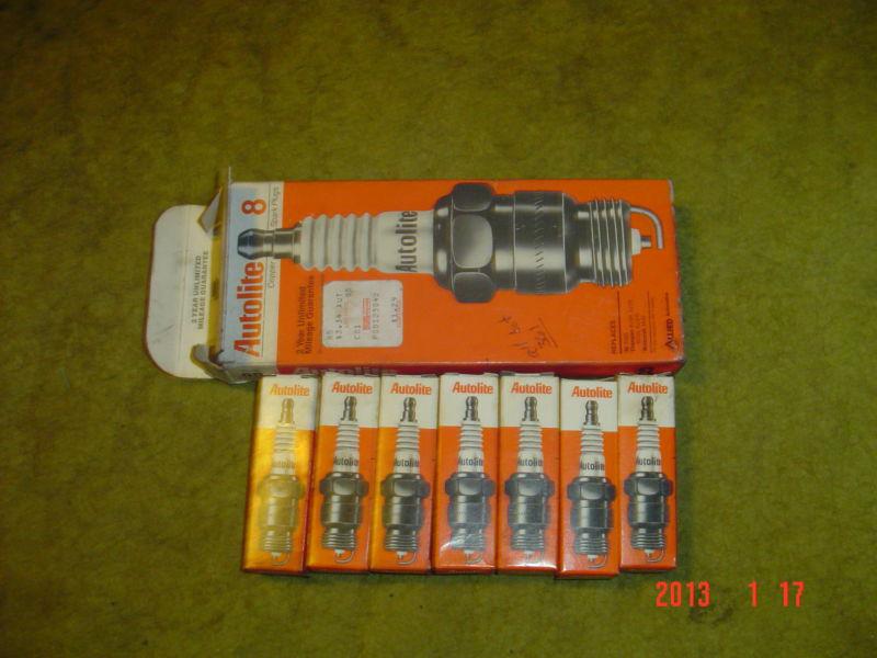 Autolite copper spark plugs (7 in the box)