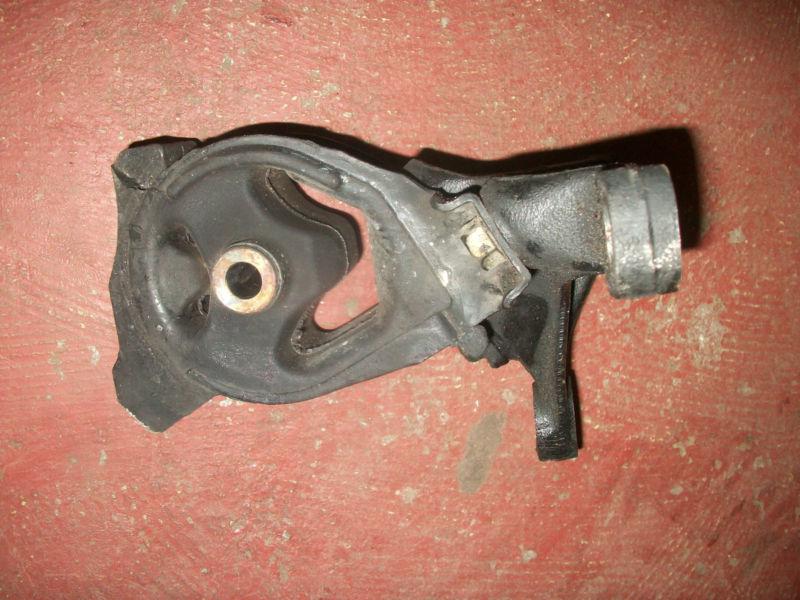 92 93 94 95 96 honda prelude manual 5spd top transmission mount 92-96 oem