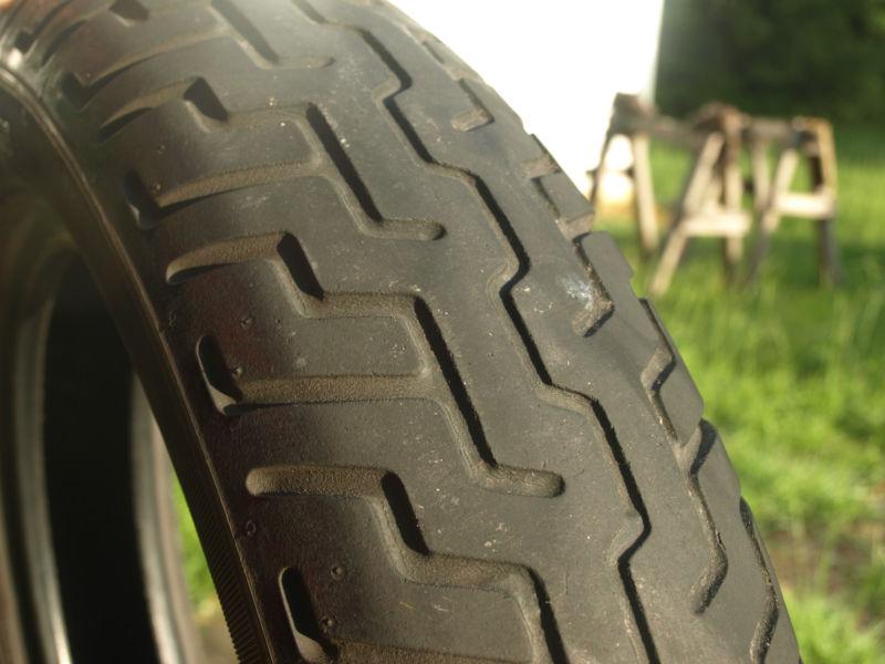 █ █ █ dunlop d402 mt90b16 72h front tire █ █ █