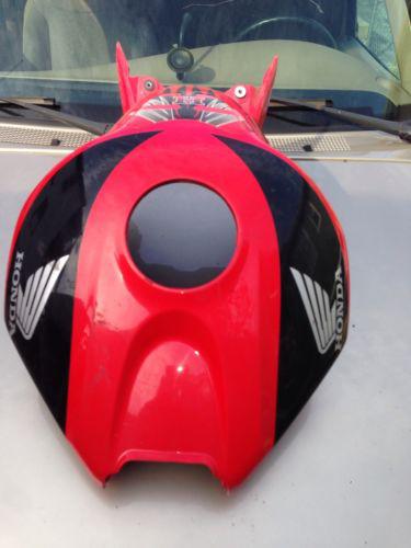 06 07 honda cbr1000rr tank cowl cover fairing plastic oem piece red