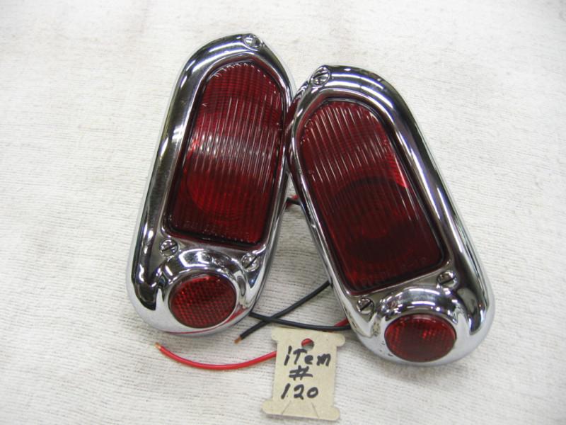 2 tail light chevrolet 1049