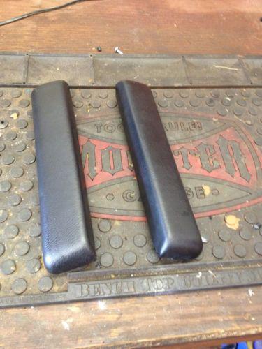 65-67 chevelle front arm rest. like new