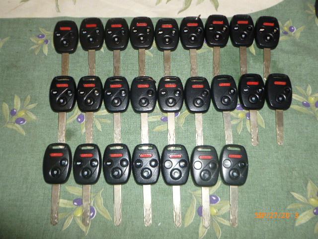 Lot of 25 honda key remotes