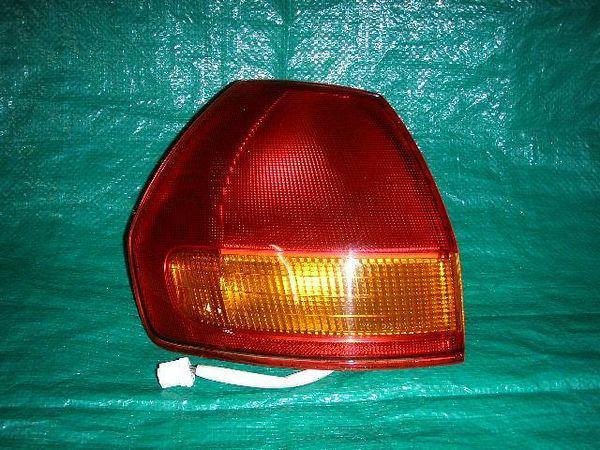 Nissan ad 2003 rear left combination lamp [2215600]