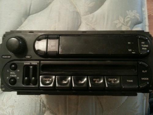 Chrysler dodge jeep factory 6 disc cd player radio rbq 02 03 04 05 p05091507ae