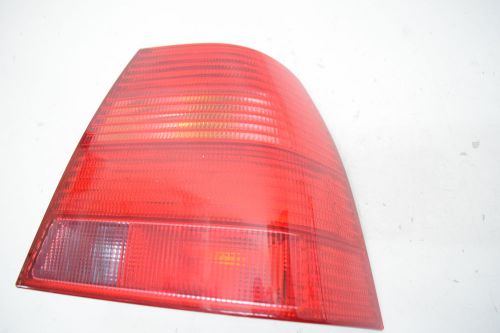 99 00 01 02 03 volkswagon vw jetta tail light right passenger oem