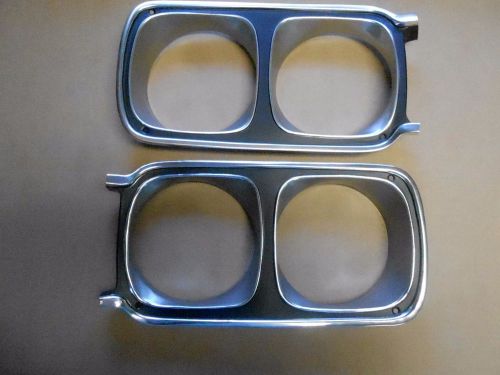 Mopar 69 roadrunner / satellite headlight bezels 1969 new