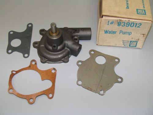 Nos oem gm water pump 1939-1962 gmc 228 236 248 270