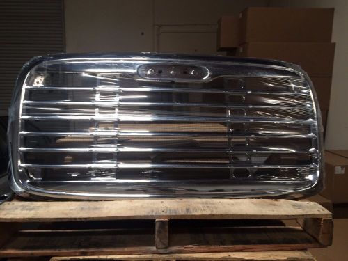 Freightliner columbia grille new!!!