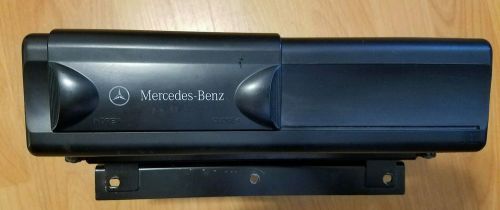 Mercedes benz cd changer