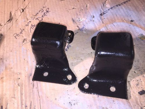 1960-1966 chevrolet car v8 motor mounts