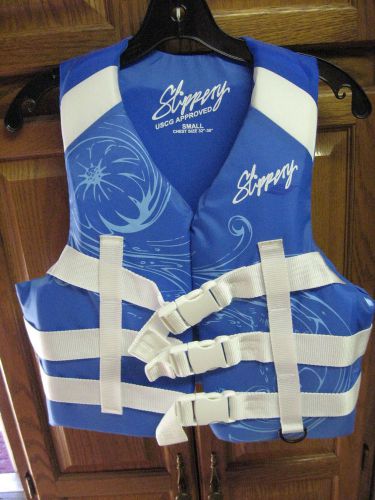 Pwc jet ski boat slippery 3 buckle nylon life jacket vest 3241-0066 32-36 small