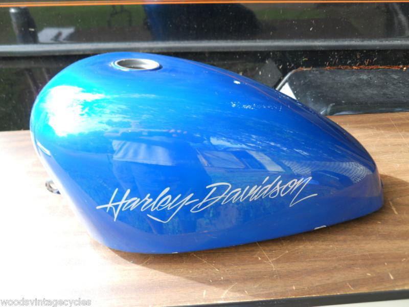 Oem harley-davidson sportster xl gas tank used dented on top look at pictures