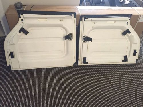 Jeep wrangler  freedom top  left and right pair mopar black oem