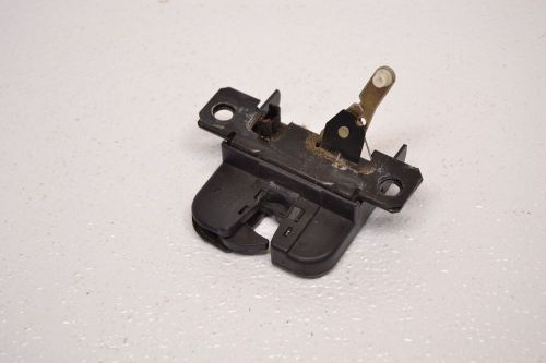 Mk4 vw gti golf r32 hatch trunk lock latch clasp assembly genuine oem 1999-2005