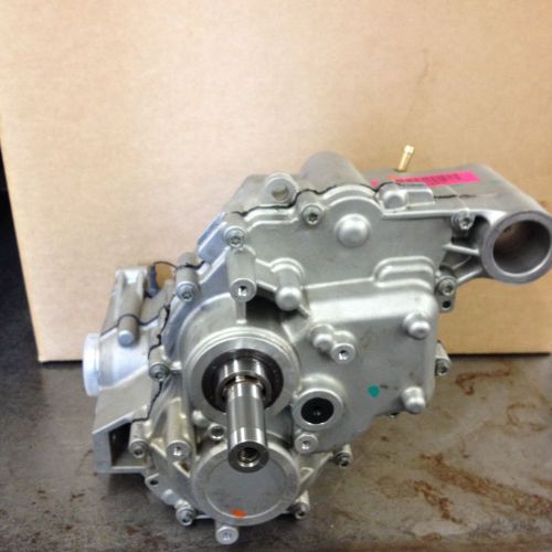 420684824 new can-am outlander renegade gearbox transmission