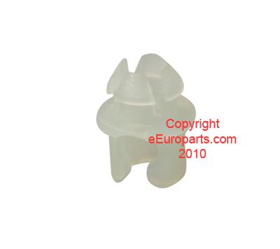 New genuine saab retainer clip 4757217