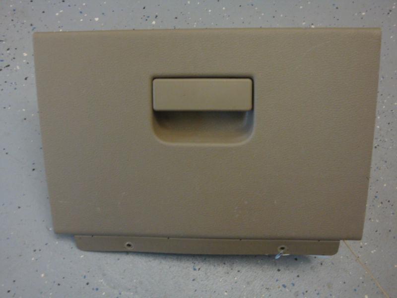 04 05 06 07 08 ford f150 glove box lid tan