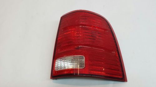 Passenger tail light 02 03 04 05 explorer excludes sport trac r259025