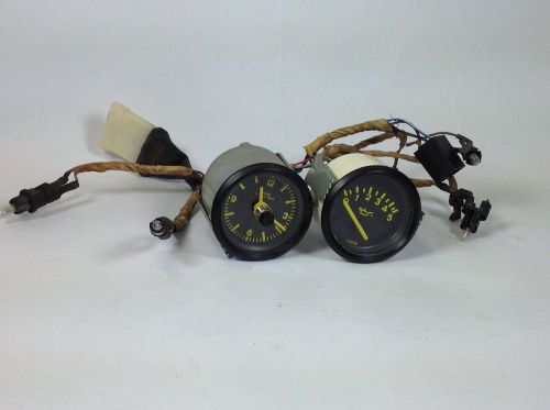 Porsche 944 1983-85.5 924s vdo clock / oil pressure gauge in black and yellow